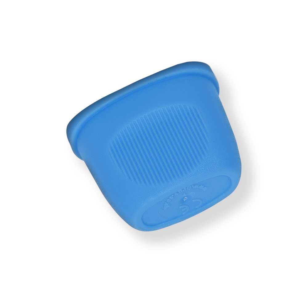 Image of Blue Dot Plastic Eye Bath